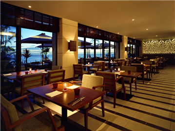 Wine & Dining（ホテル棟１F）